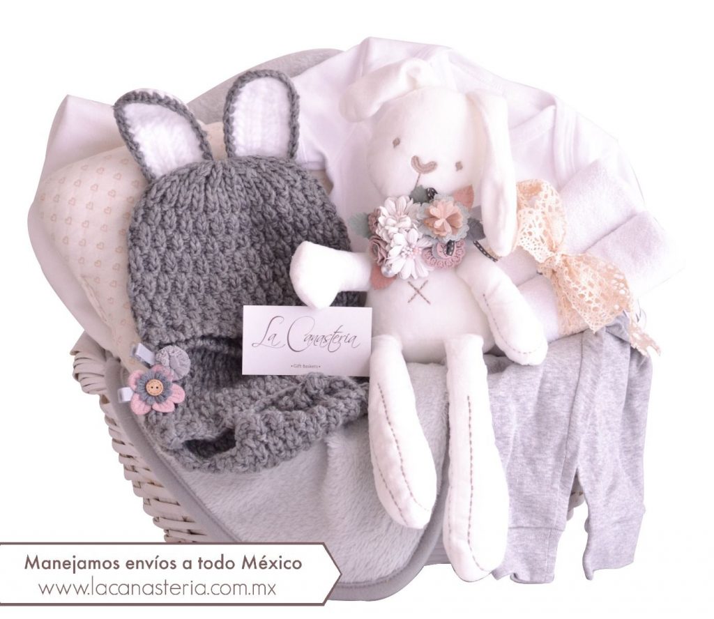 Canastas de regalo para bebé finas con diseño para niña recién nacida con entregas a todo México